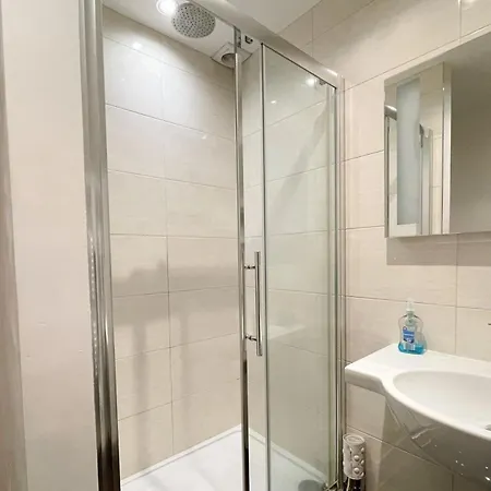 Semesterbostad The Genoa Suite, Whitehall *